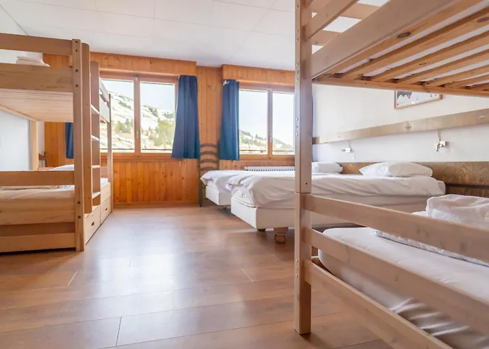 酒店 The Telecabine